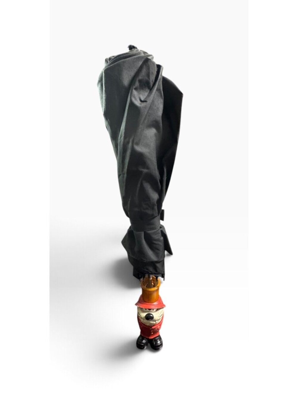 Looney Tunes 1996 Tasmanian Devil Black Umbrella With Hand-Painted Handle